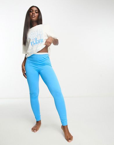 Pyjama avec t-shirt oversize et legging à fleur imprimée - Crème et bleu - Asos Design - Modalova