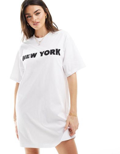 Robe t-shirt coupe courte oversize à inscription - Asos Design - Modalova