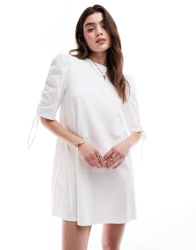 Robe t-shirt courte à manches froncées et nouées - Asos Design - Modalova