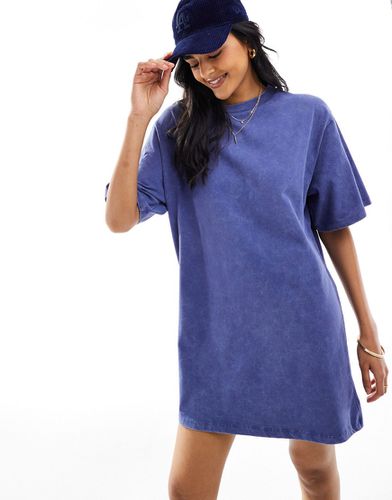 Robe t-shirt courte oversize - denim délavé - Asos Design - Modalova