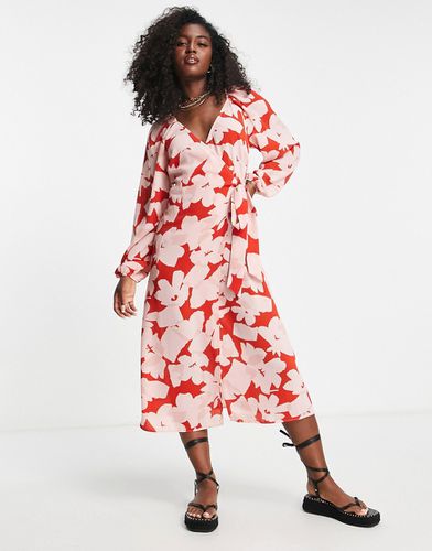 Robe cache-caur mi-longue à ceinture et grand imprimé floral - Rouge - Asos Design - Modalova