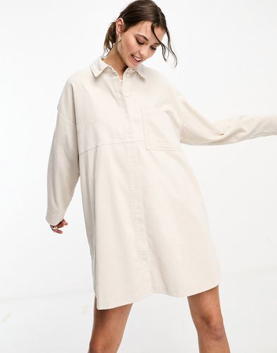 Robe chemise oversize en velours côtelé - Sable - Asos Design - Modalova