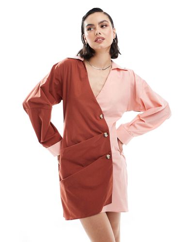 Robe chemise asymétrique semi cache-caur boutonnée devant - Rose et rouille - Asos Design - Modalova