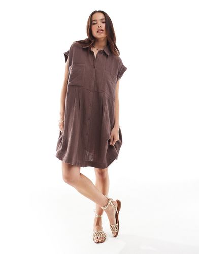 Robe chemise babydoll sans manches en double gaze - Marron chocolat - Asos Design - Modalova