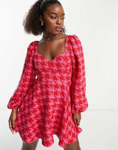 Robe corset courte en bouclé motif pied-de-poule - Rose/rouge - Asos Design - Modalova