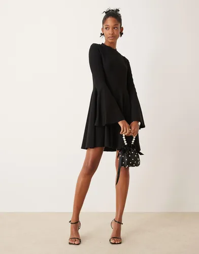 Robe courte patineuse à manches évasées - Asos Design - Modalova