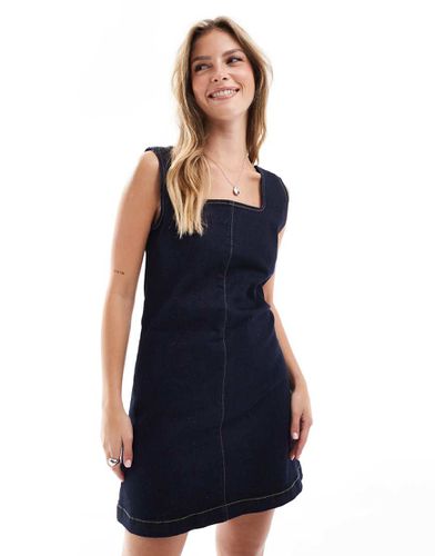 Robe droite en denim avec ceinture - moyen - Asos Design - Modalova