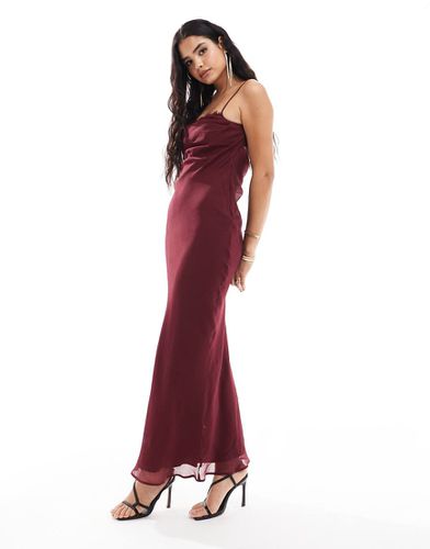 Robe longue coupée en biais à col bénitier en dentelle frangée - Bordeaux - Asos Design - Modalova