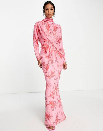 Robe longue avec encolure drapée - Rouge à imprimé fleurs - Asos Design - Modalova
