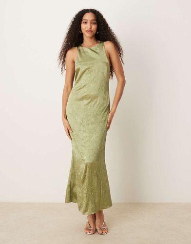Robe longue en satin froiss avec dos nageur effet torsad - Olive - Asos Design - Modalova