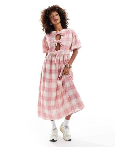 Robe longue nouée sur l'avant à manches bouffantes - Rouge à carreaux - Asos Design - Modalova