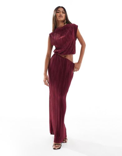 Robe longue plissée à découpe - Lie-de-vin - Asos Design - Modalova