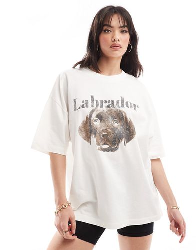 T-shirt boyfriend épais avec motif labrador - Crème - Asos Design - Modalova