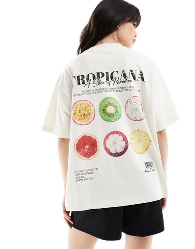 T-shirt coupe boyfriend avec imprimé Tropicana au dos - Crème - Asos Design - Modalova