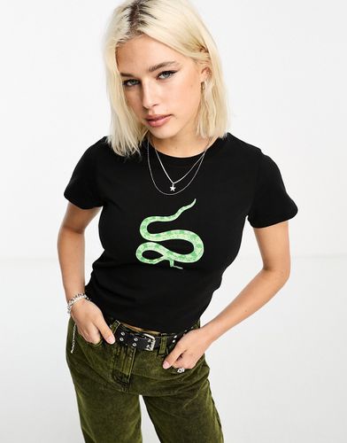 T-shirt effet rétréci à imprimé serpent - Asos Design - Modalova