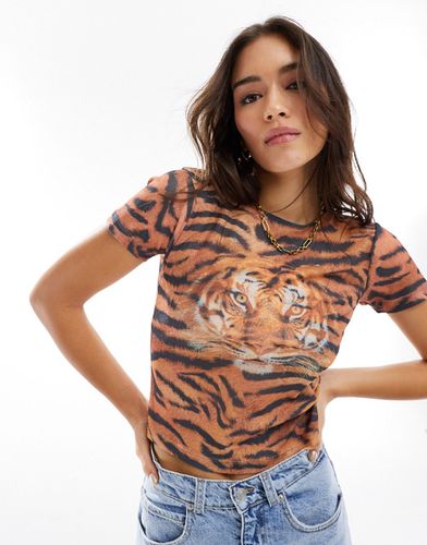 T-shirt effet rétréci en tulle imprimé tigré - Asos Design - Modalova