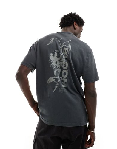 T-shirt épais décontracté avec imprimé fleurs au dos - délavé - Asos Design - Modalova