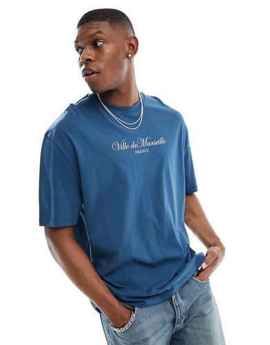 T-shirt oversize avec imprimé sur la poitrine - Bleu - Asos Design - Modalova