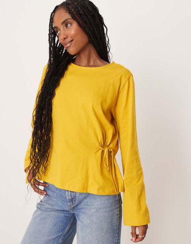 Top cintr  manches longues et liens sur le ct - Ocre - Asos Design - Modalova