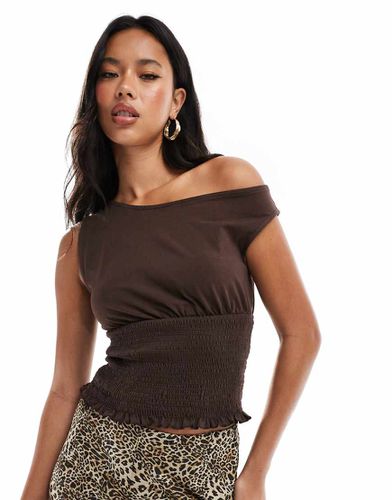 Top froncé asymétrique - Marron - Asos Design - Modalova