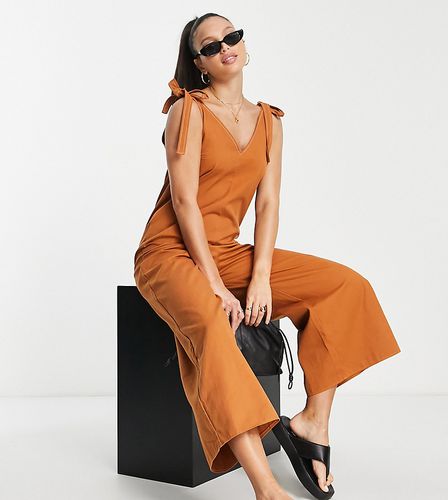 Tall - Combinaison minimaliste en sergé à coutures contrastées avec liens à nouer aux épaules - Asos Design - Modalova