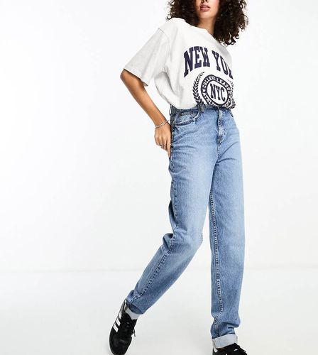 ASOS DESIGN Tall - Jean mom décontracté à taille haute - moyen - Asos Tall - Modalova