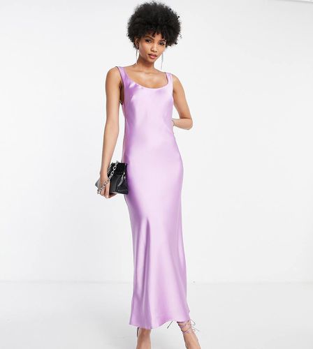 ASOS DESIGN Tall - Robe nuisette mi-longue en satin à encolure dégagée - Lilas - Asos Tall - Modalova