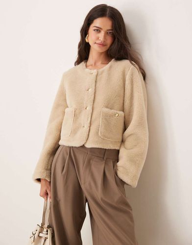 Veste sans col en imitation peau de mouton non tissée - Crème - Asos Design - Modalova