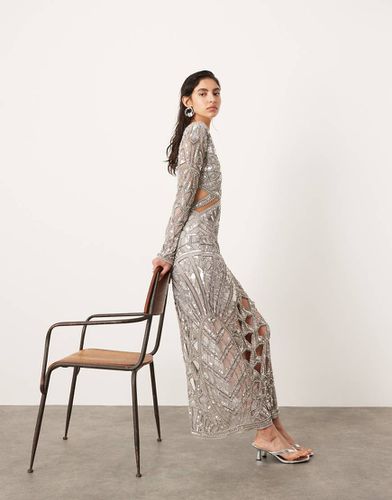 Robe longueur mollet ornementée à sequins, manches longues et décolleté plongeant avec découpes - Asos Edition - Modalova