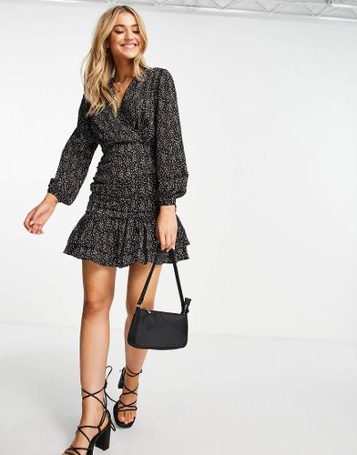 Robe courte froncée à imprimé fleuri - Ax Paris - Modalova