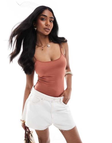 Body en polyamide avec encolure dgage - Terracotta - Bershka - Modalova