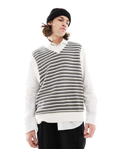 Débardeur en maille texturée rayée - Écru - Bershka - Modalova