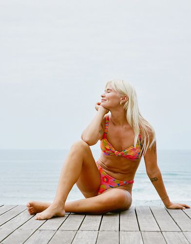X Amanda Djerf - Sunny Coast - Haut de bikini bandeau froncé à imprimé fleurs rétro - Billabong - Modalova