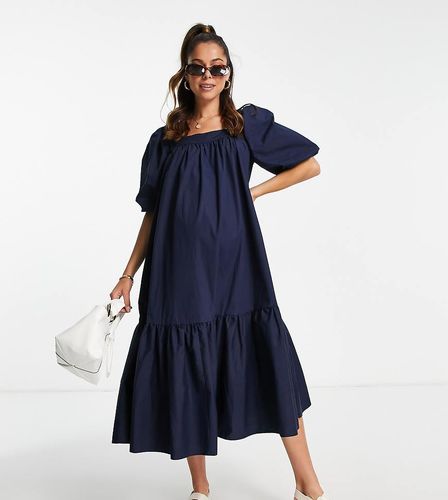 Glamorous Maternity - Robe mi-longue oversize à encolure carrée avec ourlet étagé - Glamorous Bloom - Modalova