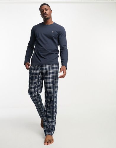 Bodywear - Ensemble de pyjama avec pantalon à carreaux et top manches longues - Emporio Armani - Modalova