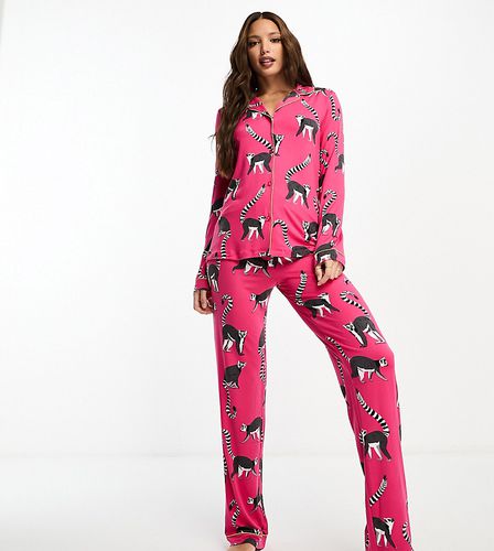 Exclusivité - - Ensemble de pyjama en jersey avec top boutonné et pantalon à imprimé lémuriens - vif - Chelsea Peers Tall - Modalova