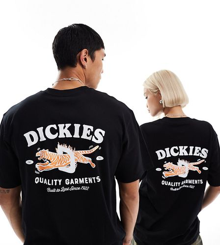 Exclusivité ASOS - - Chincoteague Island - T-shirt à manches courtes avec imprimé au dos - Dickies - Modalova