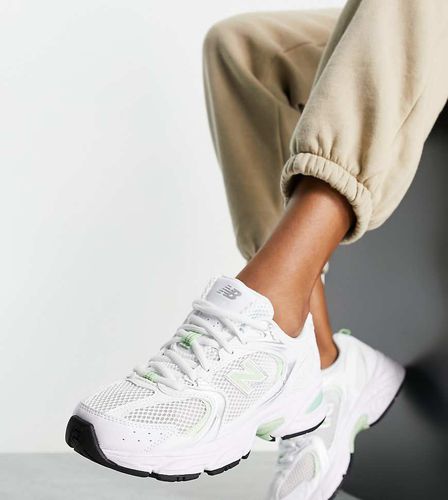 Exclusivité ASOS - 530 - Baskets unisexes - Blanc et pastel - New Balance - Modalova