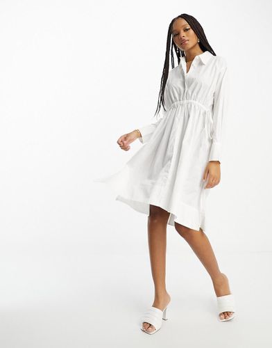 Robe chemise courte nouée à la taille - French Connection - Modalova