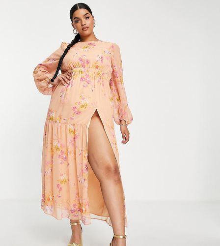 Robe longue à fleurs avec découpes et manches bouffantes - Pêche et ocre - Hope & Ivy Plus - Modalova