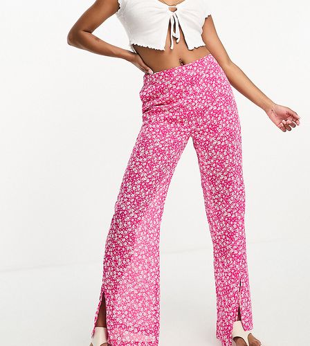 Pantalon ample à imprimé fleuri - Rose - Influence Petite - Modalova