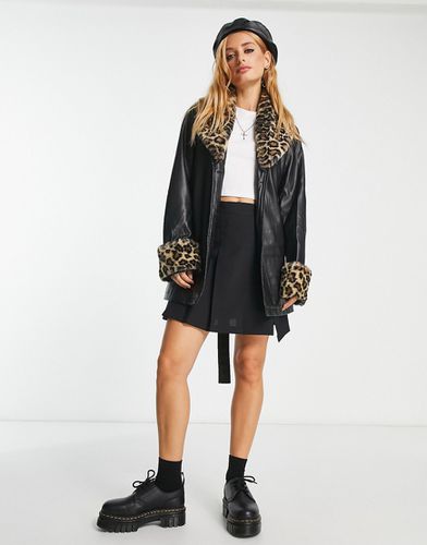 Veste en similicuir avec bordures à imprimé léopard - Noir - Only - Modalova