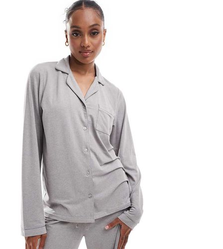 Pyjama en jersey ultra doux avec haut à revers et pantalon large à liserés - chiné - Loungeable Tall - Modalova