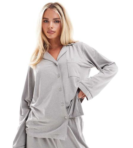 Pyjama ultra doux en jersey avec pantalon ample et top à revers et passepoils - chiné - Loungeable Petite - Modalova