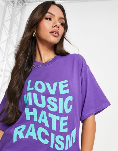 Love Music Hate Racism x ASOS - T-shirt graphique unisexe sous licence - Crooked Tongues - Modalova
