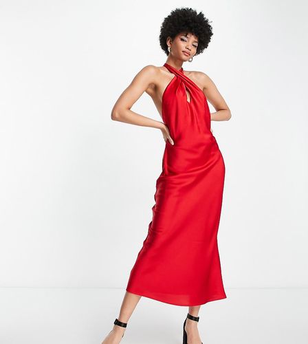 Robe mi-longue en satin à dos nu et encolure croisée - Lola May Tall - Modalova