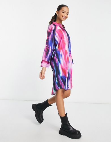 Robe chemise oversize courte à imprimé abstrait - Rose et violet - Monki - Modalova