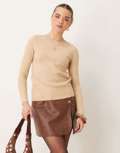 Pull léger en laine mélangée avec encolure bateau - Beige - Mango - Modalova