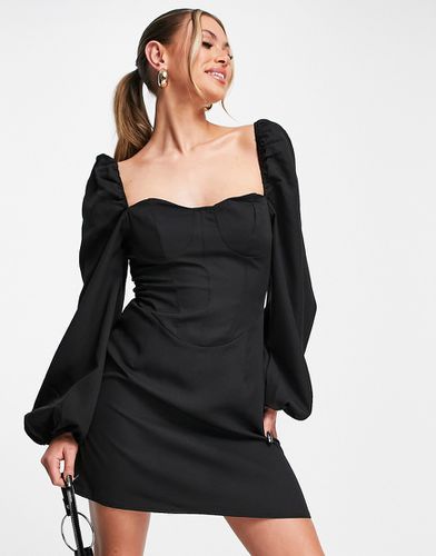 Robe patineuse courte tendance folk avec détails corset - Missguided - Modalova