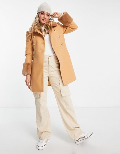 Dolly - Manteau à col et bordures en fausse fourrure - Fauve - Miss Selfridge - Modalova